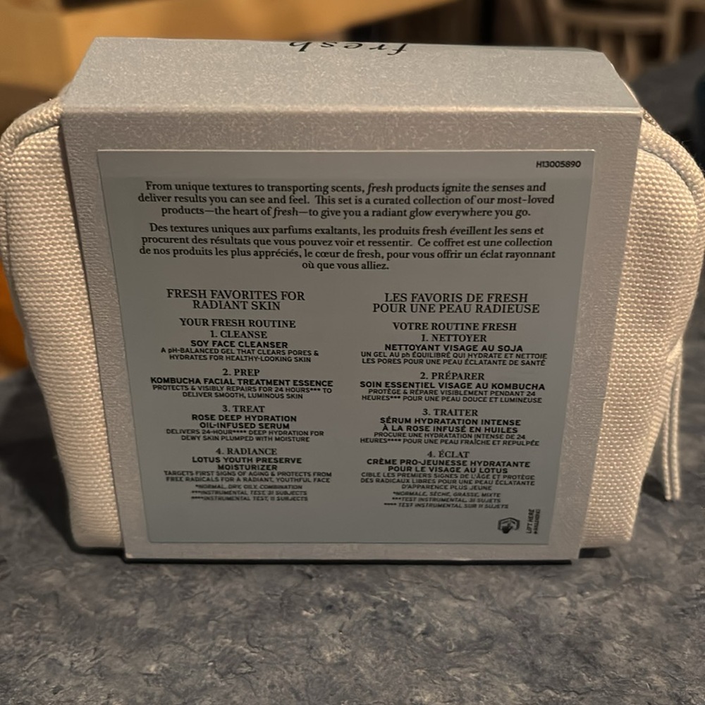 Fresh 
4-Step Skincare Routine Set - Picture 2 of 4